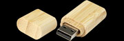 Chiavetta USB in bambù